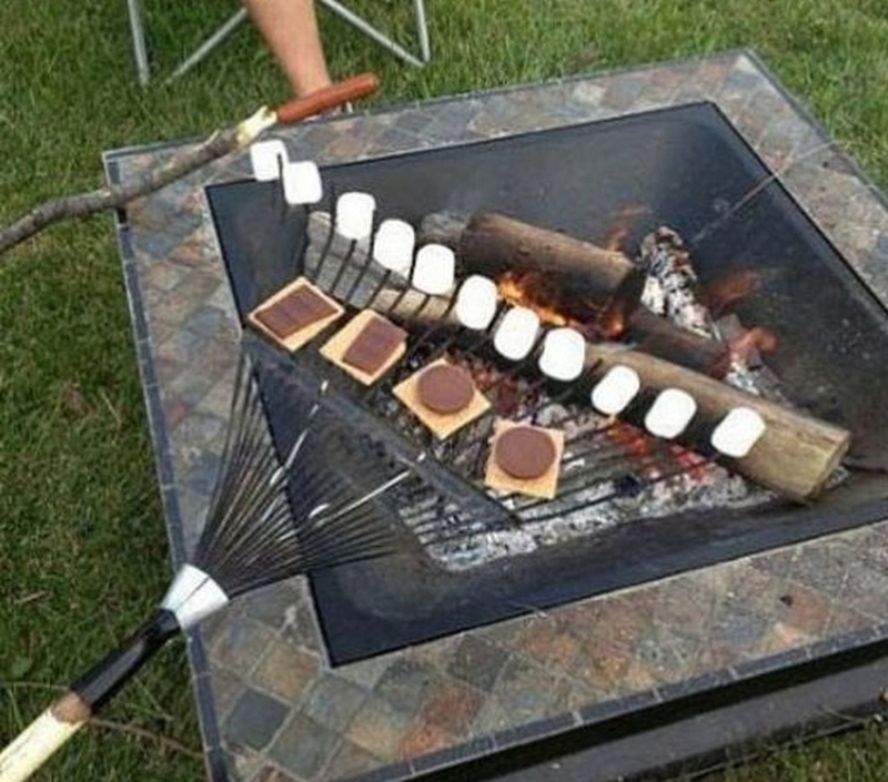 S’mores Por Todo O Lado | Imgur.com/tCLWUED