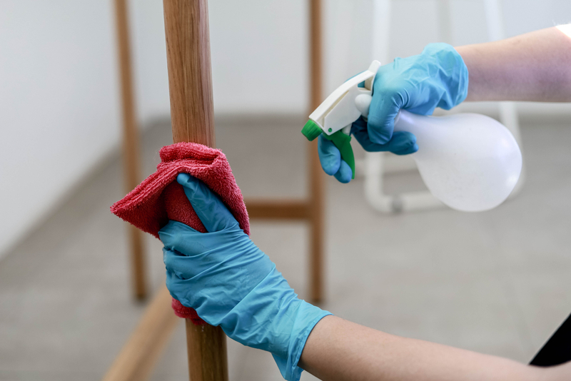 Kitchen Table Legs | Shutterstock