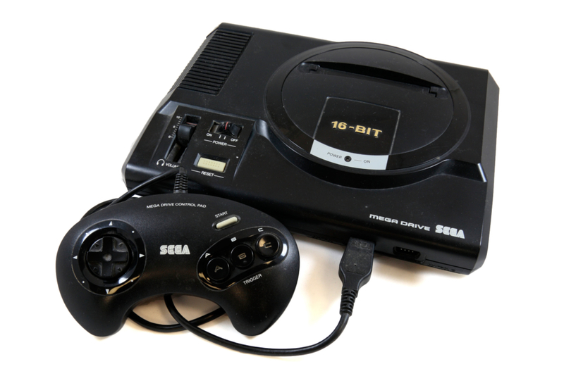 Sega Genesis-Konsole | Alamy Stock Photo by Maurice Savage