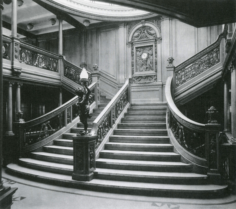 Eine luxuriöse Treppe | Alamy Stock Photo 