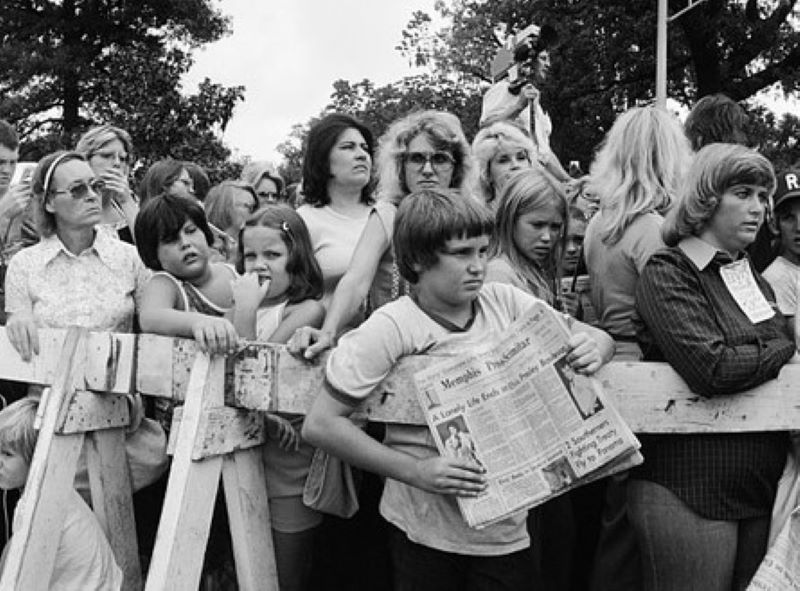 Tod bei einer Beerdigung | Getty Images Photo by Shepard Sherbell/CORBIS