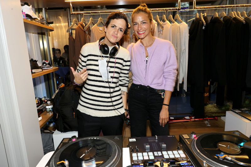 Charlotte Ronson e Samantha Ronson | Getty Images Photo by Jamie McCarthy