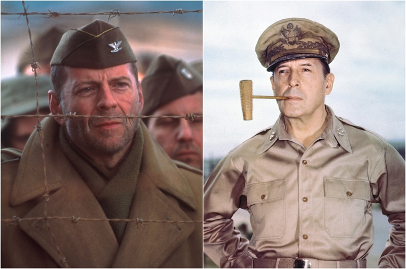 Bruce Willis und US-Armeegeneral Douglas MacArthur | Alamy Stock Photo by Photo 12/Archives du 7e Art collection & World History Archive