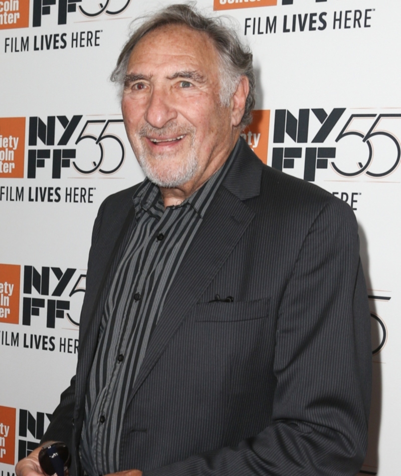 Judd Hirsch als Alfred Hofstadter — Heute | Shutterstock Photo by Debby Wong