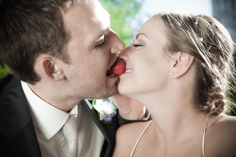 Normalmente la comida entra por la boca | Alamy Stock Photo by YAY Media AS/Andersonrise