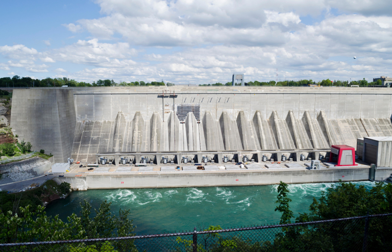 Du wirst nicht glauben, was Forscher entdeckt haben, als sie das Wasser aus den Niagarafällen abgelassen haben | Alamy Stock Photo