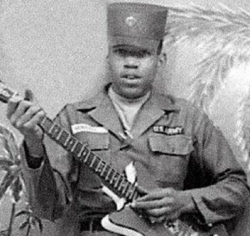 Jimi Hendrix no exército | Alamy Stock Photo by Pictorial Press Ltd 