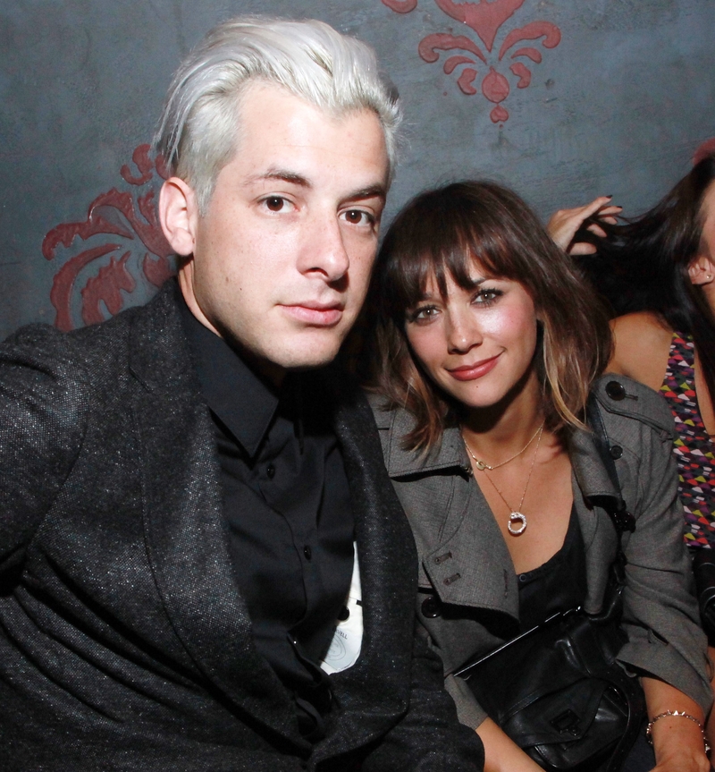 Rashida Jones and Mark Ronson | Getty Images Photo by Astrid Stawiarz