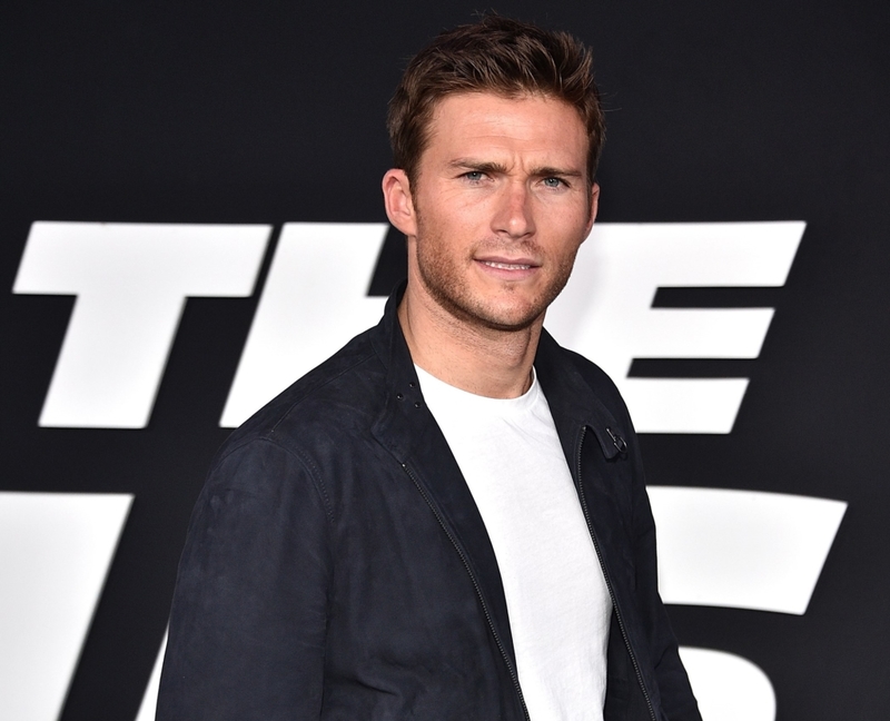 Su hijo Scott Eastwood | Getty Images Photo by Kevin Mazur