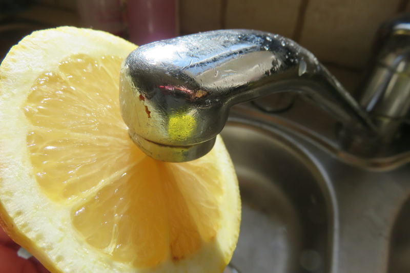 Use Lemons to Polish Your Faucet | Getty Images Photo by tzahiV