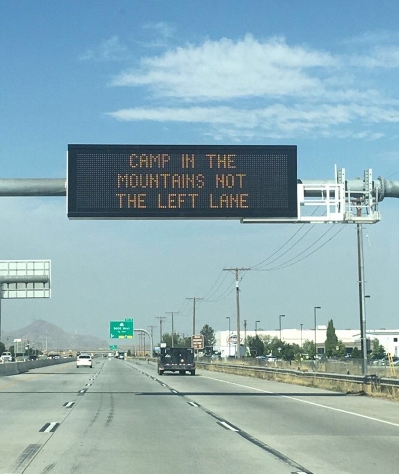 Zelten auf der Autobahn verboten | Imgur.com/egcKaLF