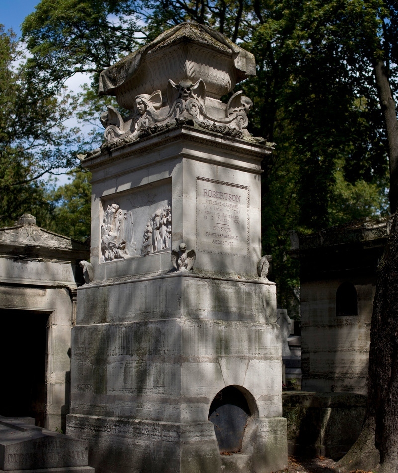 Étienne-Gaspard Robert | Alamy Stock Photo by Glenn Harper 