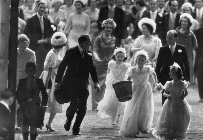 Bei Hochzeiten müssen Kinder dabei sein | Getty Images Photo by Victor Blackman