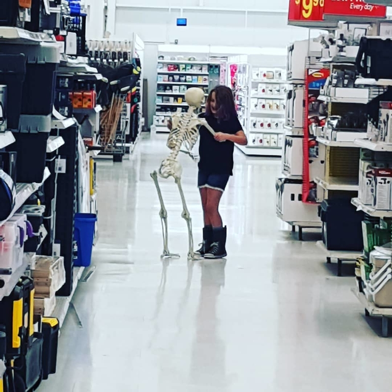 Skeleton on Aisle 5 | Instagram/@jennkaustinen