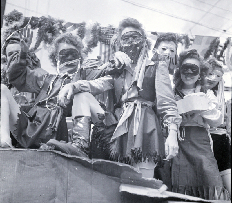 Partying in New Orleans | Getty Images Photo by Bradley Smith/CORBIS/Mara Vivat