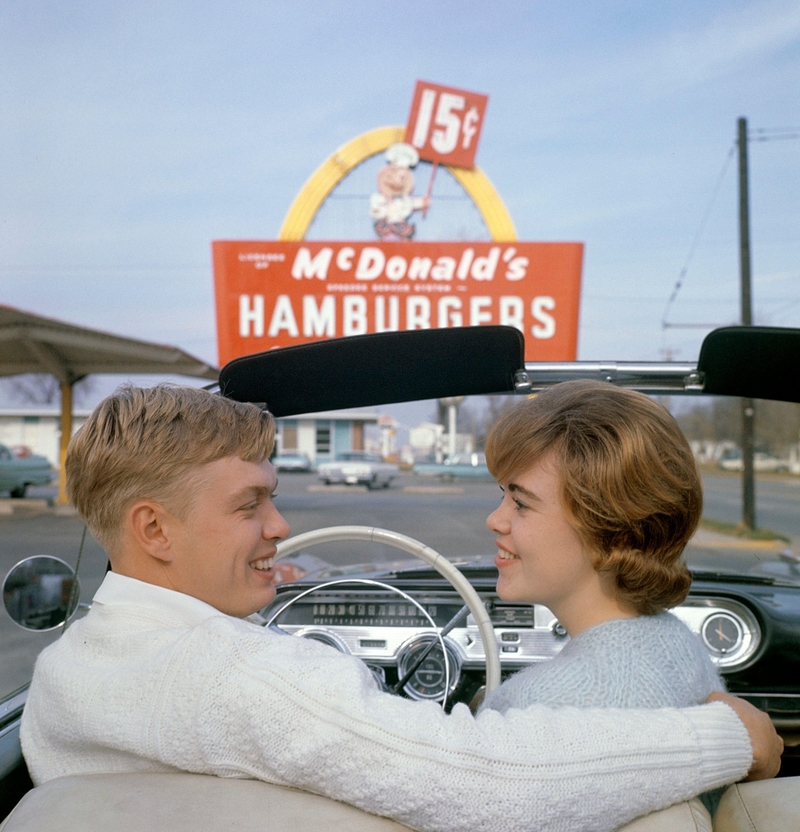 Entering the Golden Arches | Alamy Stock Photo