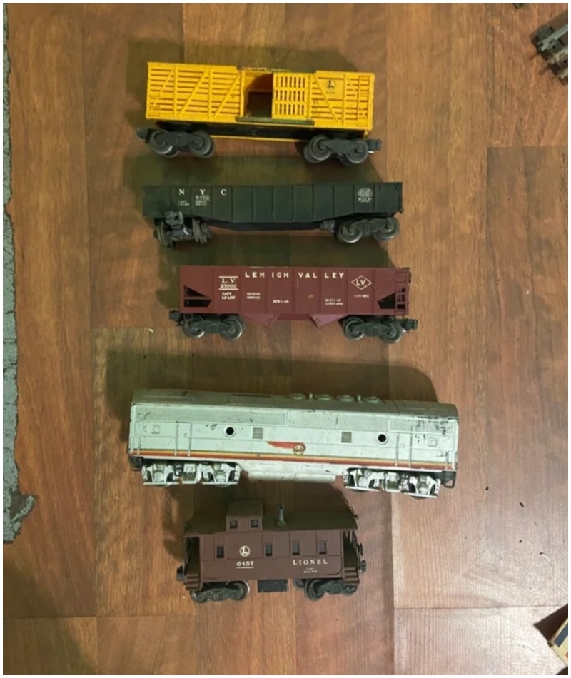 Lionel’s Pennsylvania “Trail Blazer” Eisenbahn - Set | Reddit.com/cmilham25