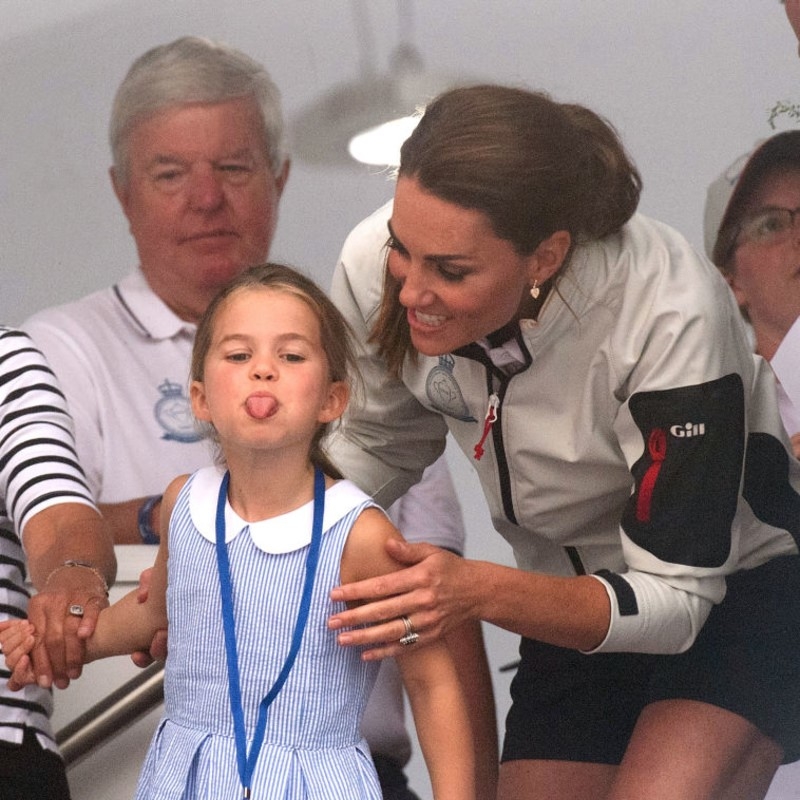 Behalten Sie Ihre Zunge im Zaum, junge Dame! | Getty Images Photo by Anwar Hussein