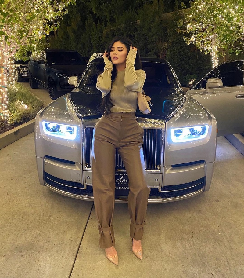 Kylie Jenner – 1 Milliarde US-Dollar | Instagram/@kyliejenner