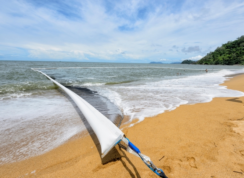 PRAIA DE CLIFTON, CIDADE DO CABO, ÁFRICA DO SUL | Alamy Stock Photo by Genevieve Vallee