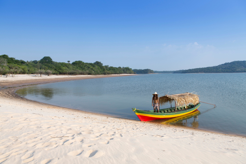 Praias de rio da Amazônia, Brasil | Alamy Stock Photo by John Michaels