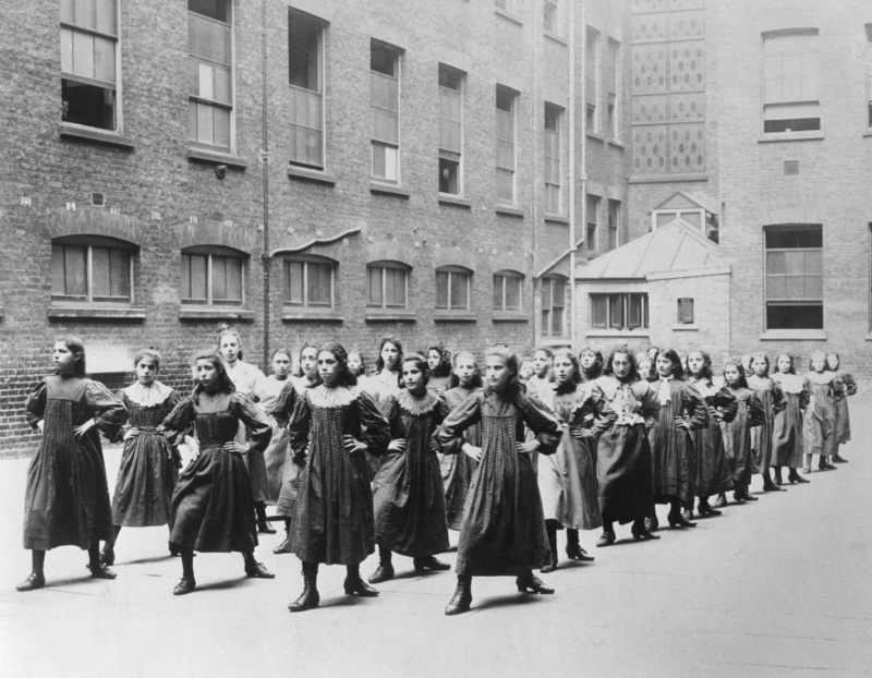 Girls of the Jewish Free School | Getty Images Photo by Jewish Chronicle/Heritage Images