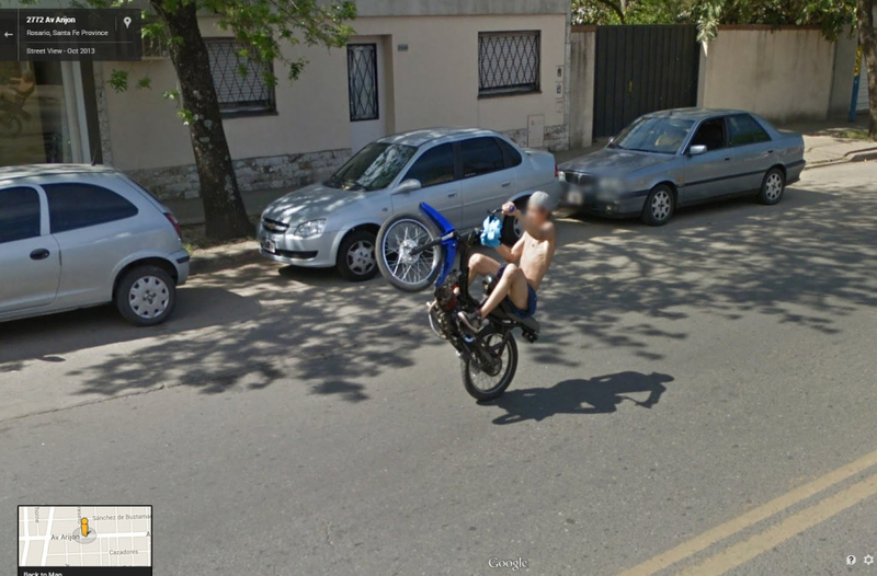 Manobras De Moto | Facebook/@LoViEnGoogleStreetView via Google Street View
