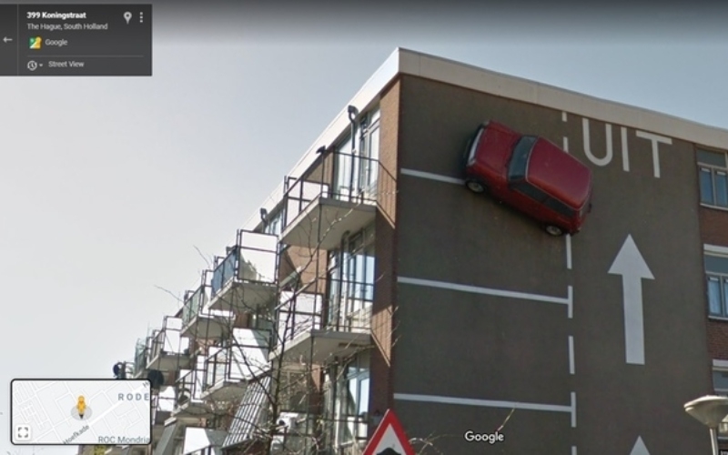 Desenho? Ou Alguém Não Sabe Estacionar? | Reddit.com/streetviewfails via Google Street View