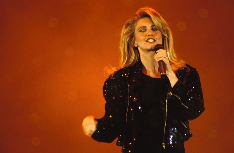 Olivia Newton-John contraataca | Getty Images Photo by Pool BENAINOUS/DUCLOS/Gamma-Rapho