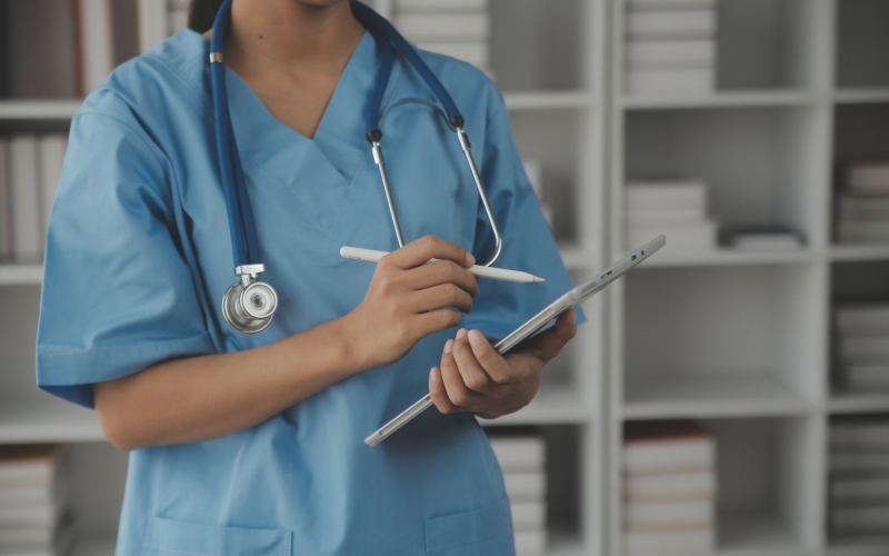 A Nurse’s Compassion | Adobe Stock Photo by Kansuda