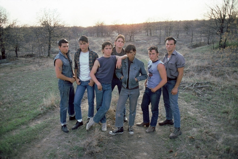 O Elenco De “The Outsiders” (1982) | Getty Images Photo by Sunset Boulevard/Corbis