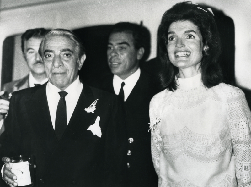 Jacqueline Kennedy and Aristotle Onassis | Alamy Stock Photo by UPI 