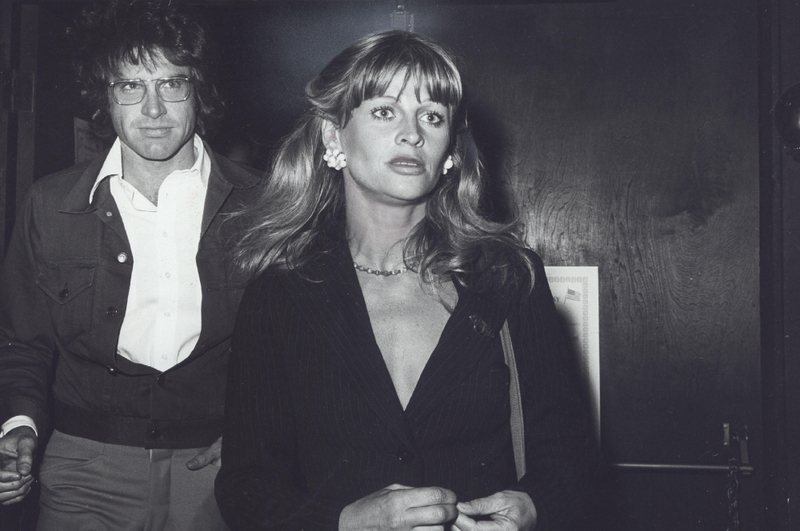 Warren Beatty and Julie Christie | Alamy Stock Photo by Â©Supplied By Globe Photos, Inc/Globe Photos/ZUMAPRESS.com