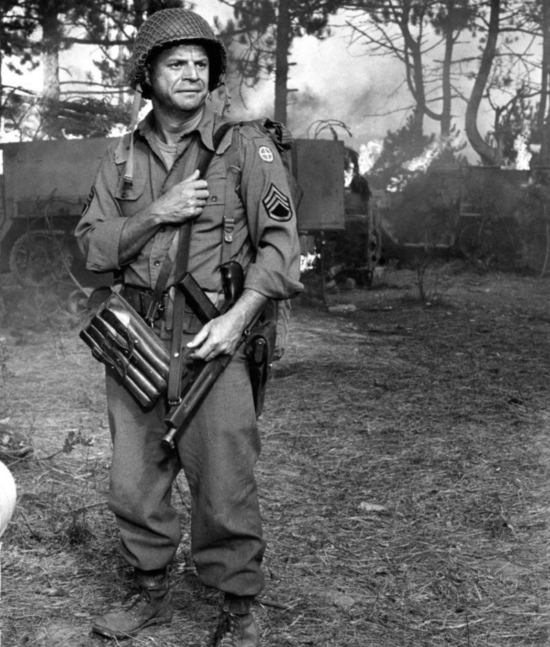 Der Komiker Don Rickles geht zur Marine | Alamy Stock Photo by Masheter Movie Archive 