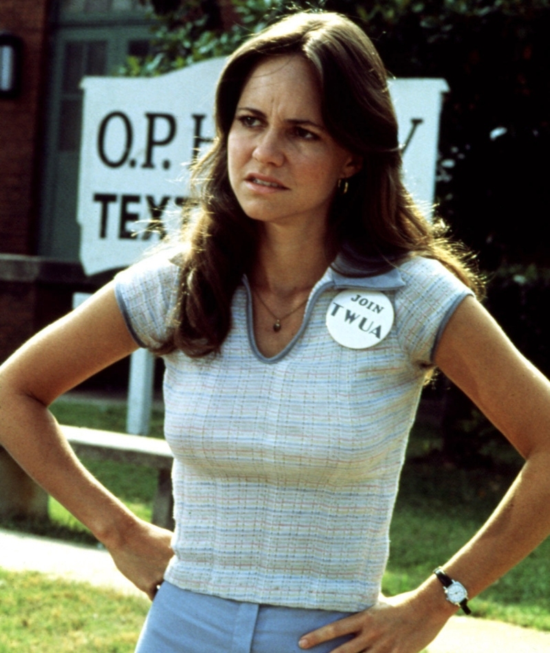 Uma Performance Vencedora do Oscar: Sally Field como “Norma Rae” (1979) | Alamy Stock Photo by 20thCentFox/Courtesy Everett Collection