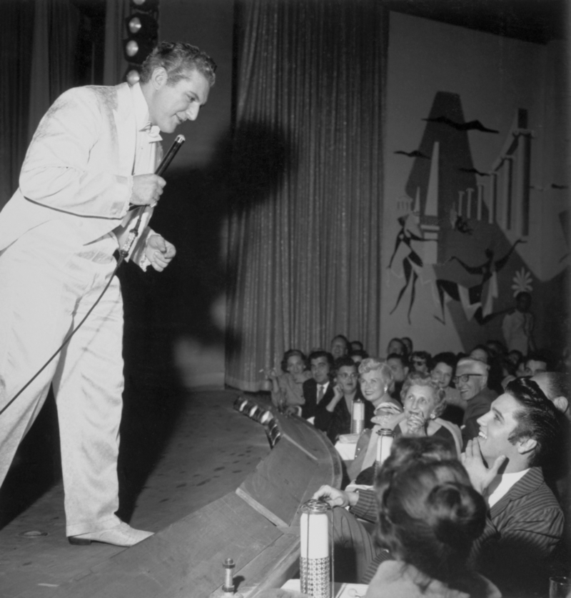 Liberace llega a la ciudad | Getty Images Photo by Bettmann 