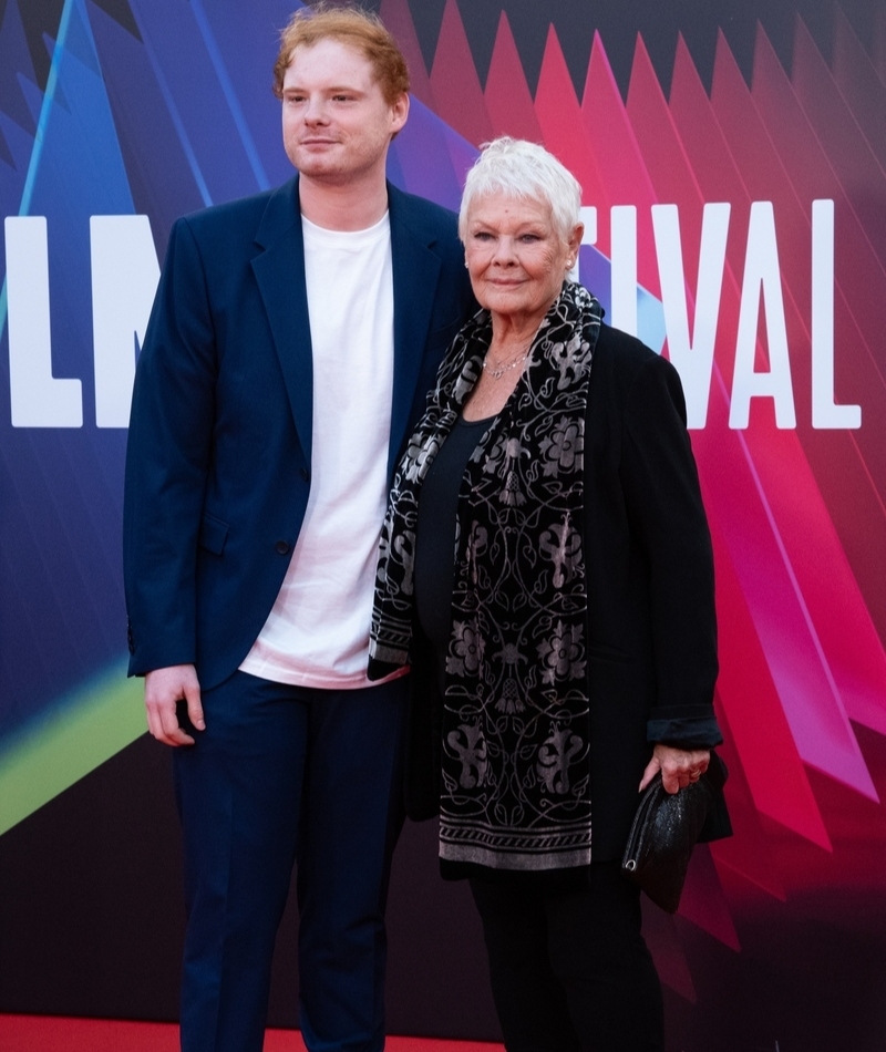 Judi Dench - 5’1” | Shutterstock