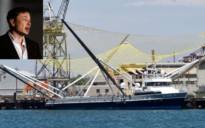 Mr. Steven (si, ese es el nombre del barco de Elon Musk) | Alamy Stock Photo by ZUMA Press, Inc. & Getty Images Photo by Joshua Lott 