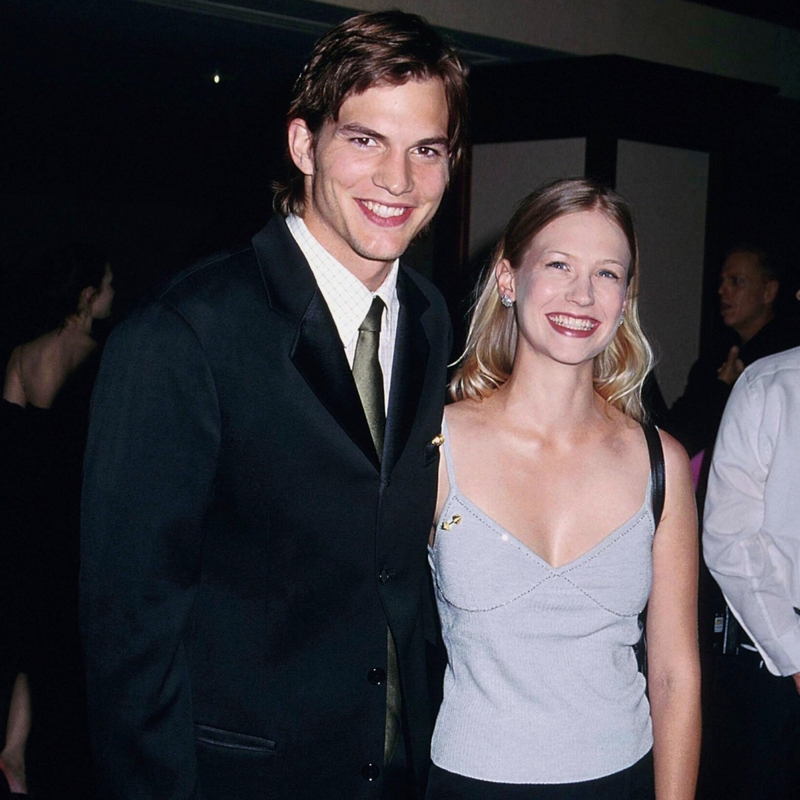 January Jones und Ashton Kutcher | Alamy Stock Photo