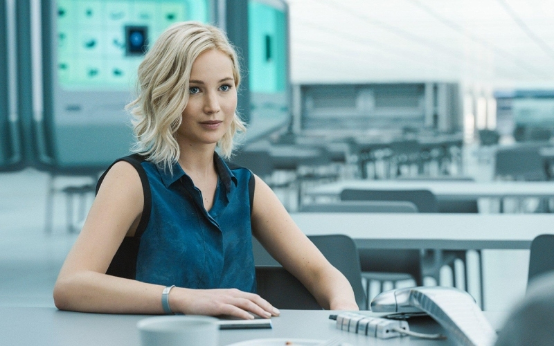 Jennifer Lawrence - Aurora Lane (Passengers) | Alamy Stock Photo