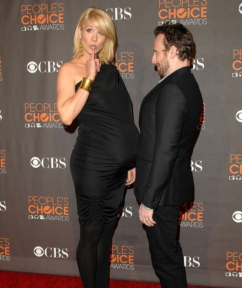 Jenna Elfman y Bodhi Elfman | Getty Images Photo by Jon Kopaloff