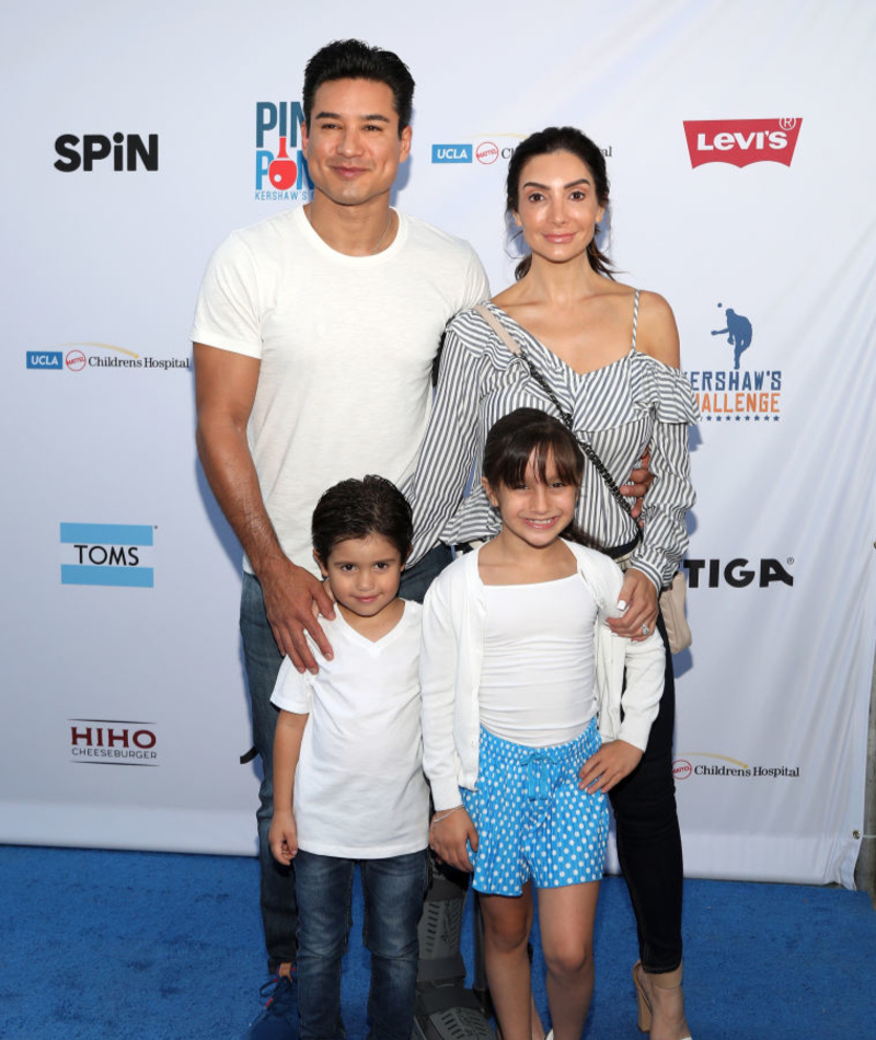 Courtney Mazza y Mario Lopez | Getty Images Photo by Jerritt Clark