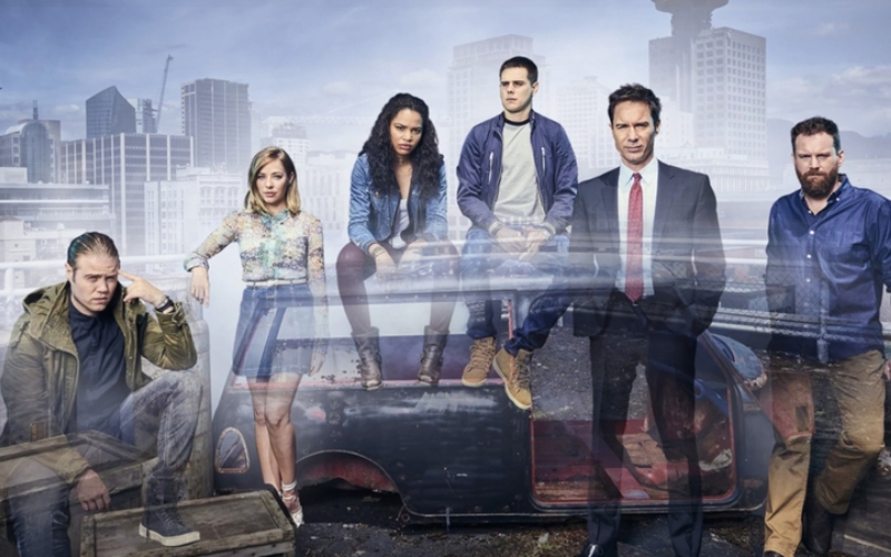 Travelers (medianamente recomendada) | MovieStillsDB