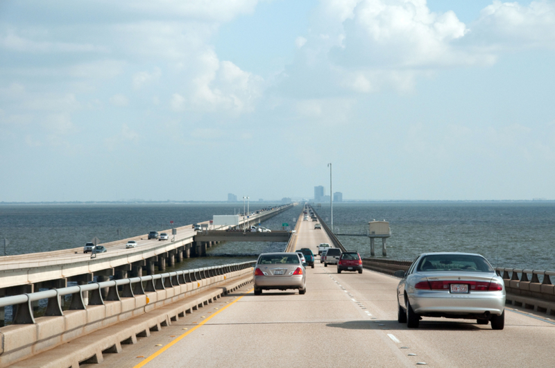 Lake Pontchartrain Causeway in Louisiana | Alamy Stock Photo by John Zada 