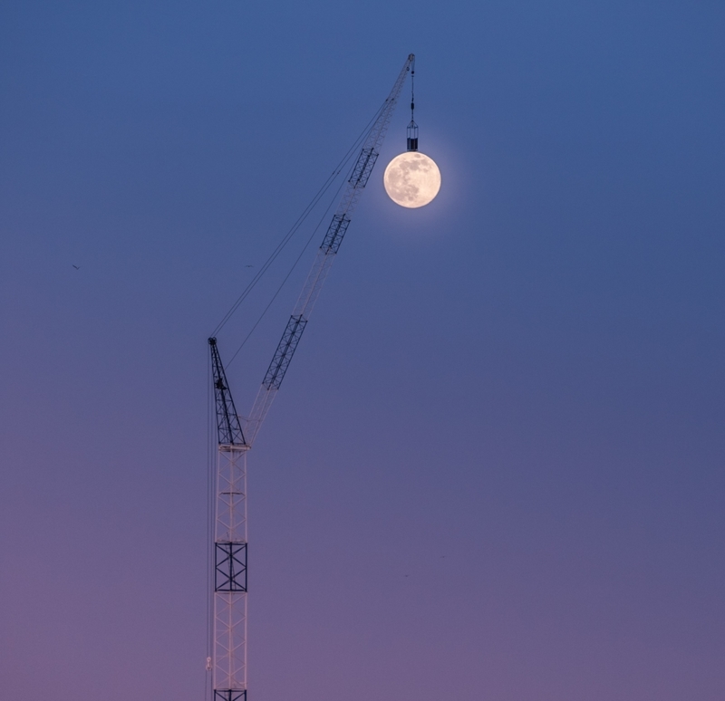 Der Mond steht auf Zehn | Shutterstock