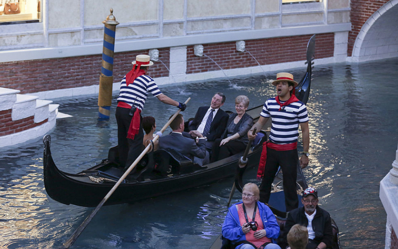 Venetian Gondolas – Las Vegas | Getty Images Photo by Bilgin Sasmaz/Anadolu Agency