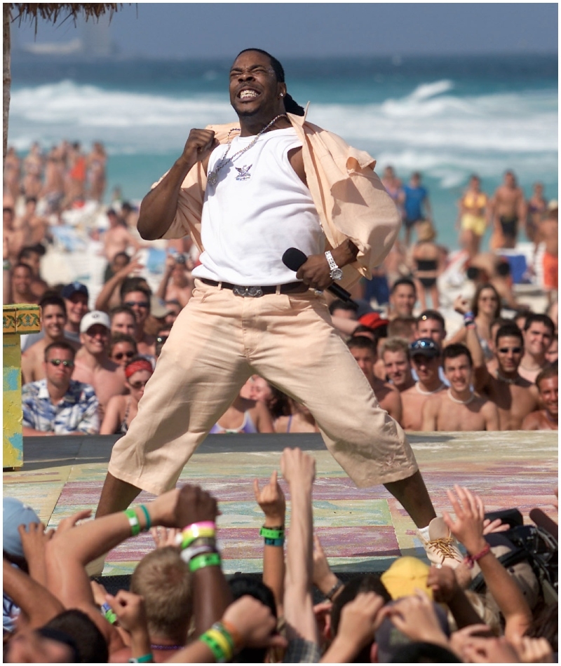 Busta Rhymes Gives His All on Stage – 2002 | Getty Images Photo by Scott Gries