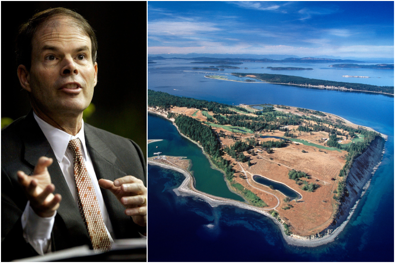 Craig McCaw – James Island, British Columbia | Alamy Stock Photo by REUTERS/Brian Snyder & Shutterstock