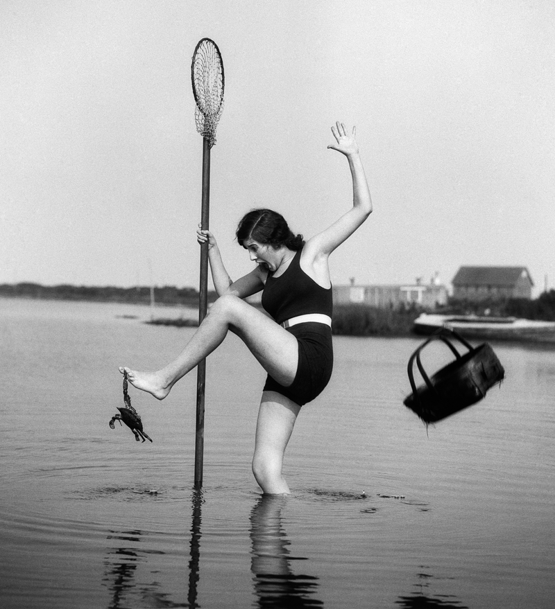 Grabbed by a Crab | Getty Images Photo by H. Armstrong Roberts/ClassicStock