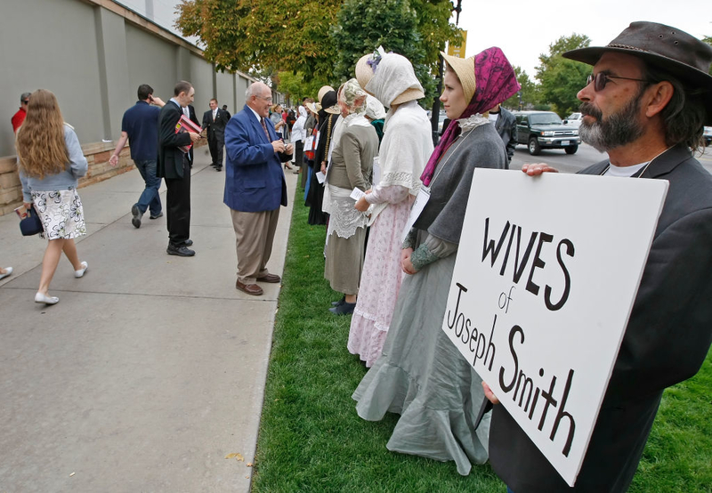 Tener más de una esposa | Getty Images Photo by George Frey